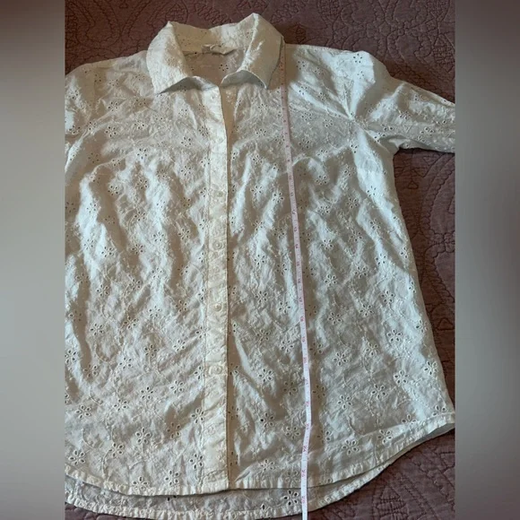 Candice Cameron Bure White Eyelet Button-Up Shirt - Size XS - Picture 9 of 14